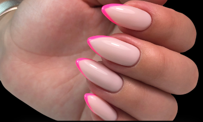 Nails: builder in a bottle cover